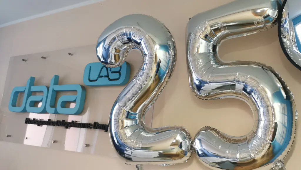 25 lat DATA Lab 25 lat odzyskiwania danych w DATA Lab
