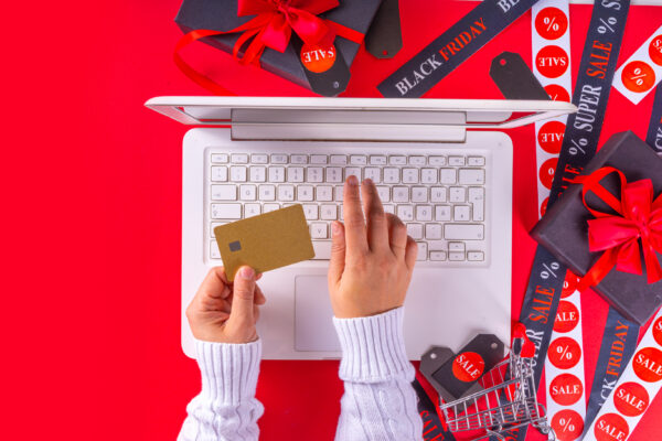 Jak nie stracić danych podczas Black Friday